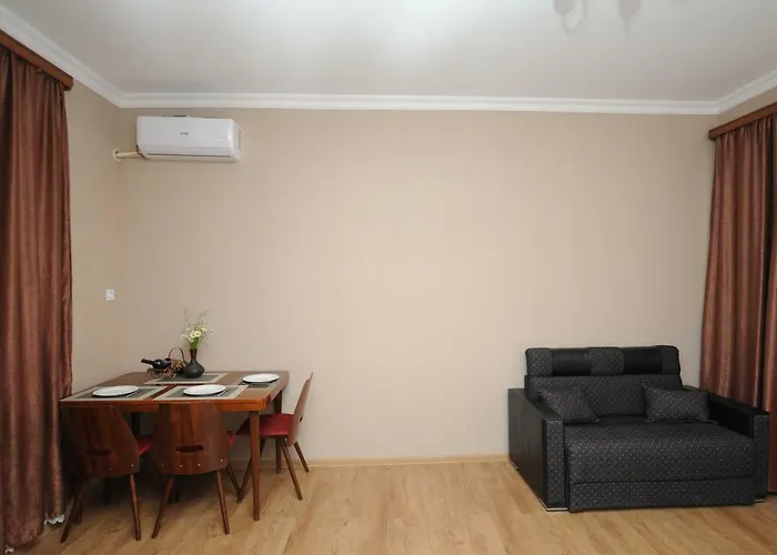 Shako\'S Apartments