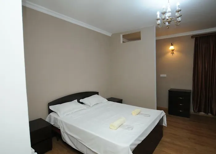 Shako\'S Apartments